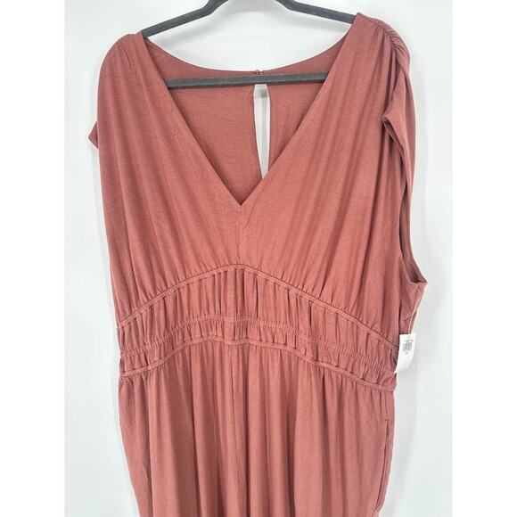 Old Navy Waist-Defined Wide-Leg Jumpsuit Size XXL Warm Taupe V Neck Cap Sleeve - Picture 3 of 13